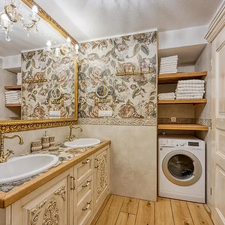 Royal Garden - Happy Apartment *